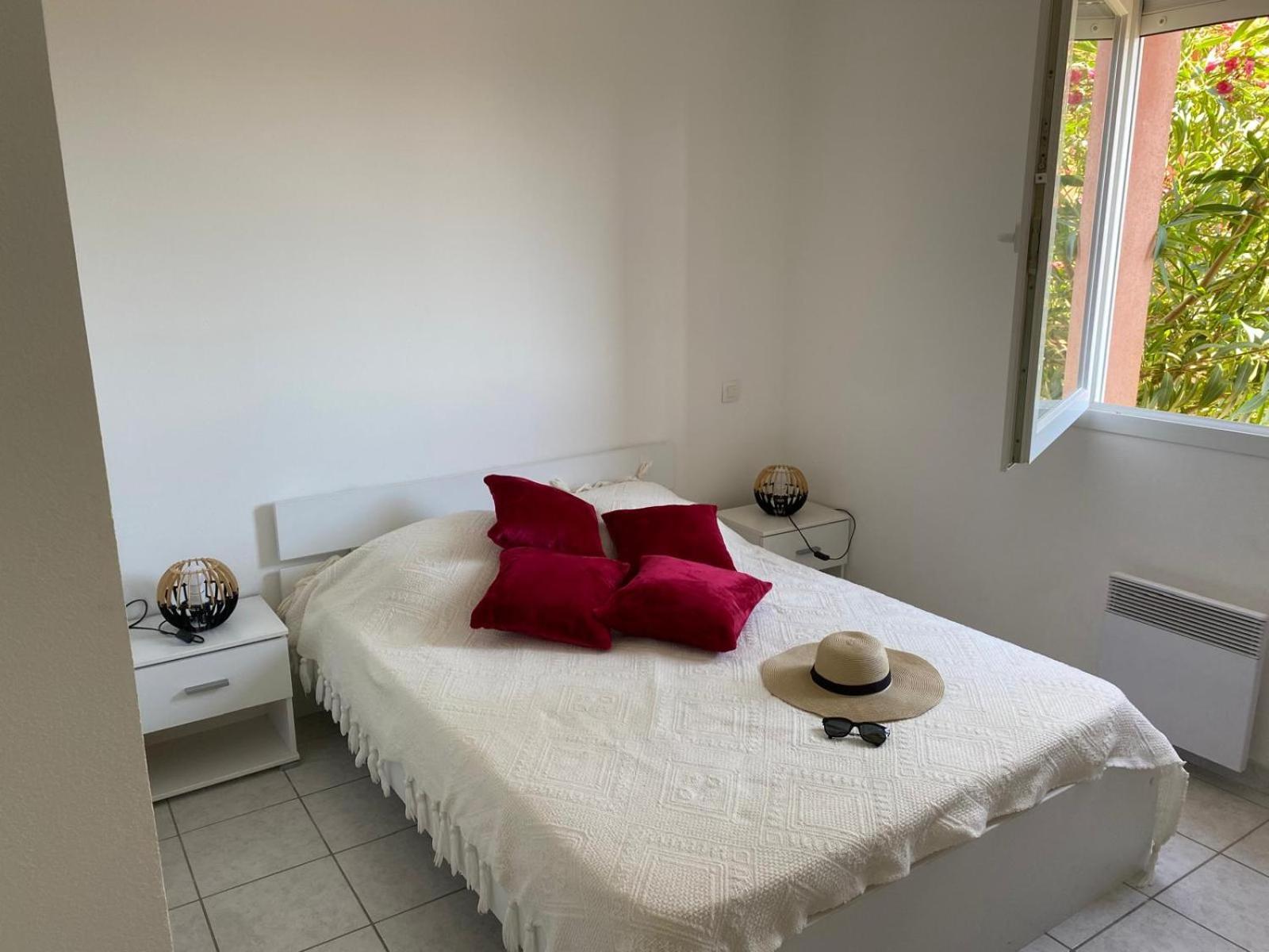 Appartement 4 Pers - Terrasse - Vue Mer - Proche Plage Saint-Pierre-la-Mer  Eksteriør billede